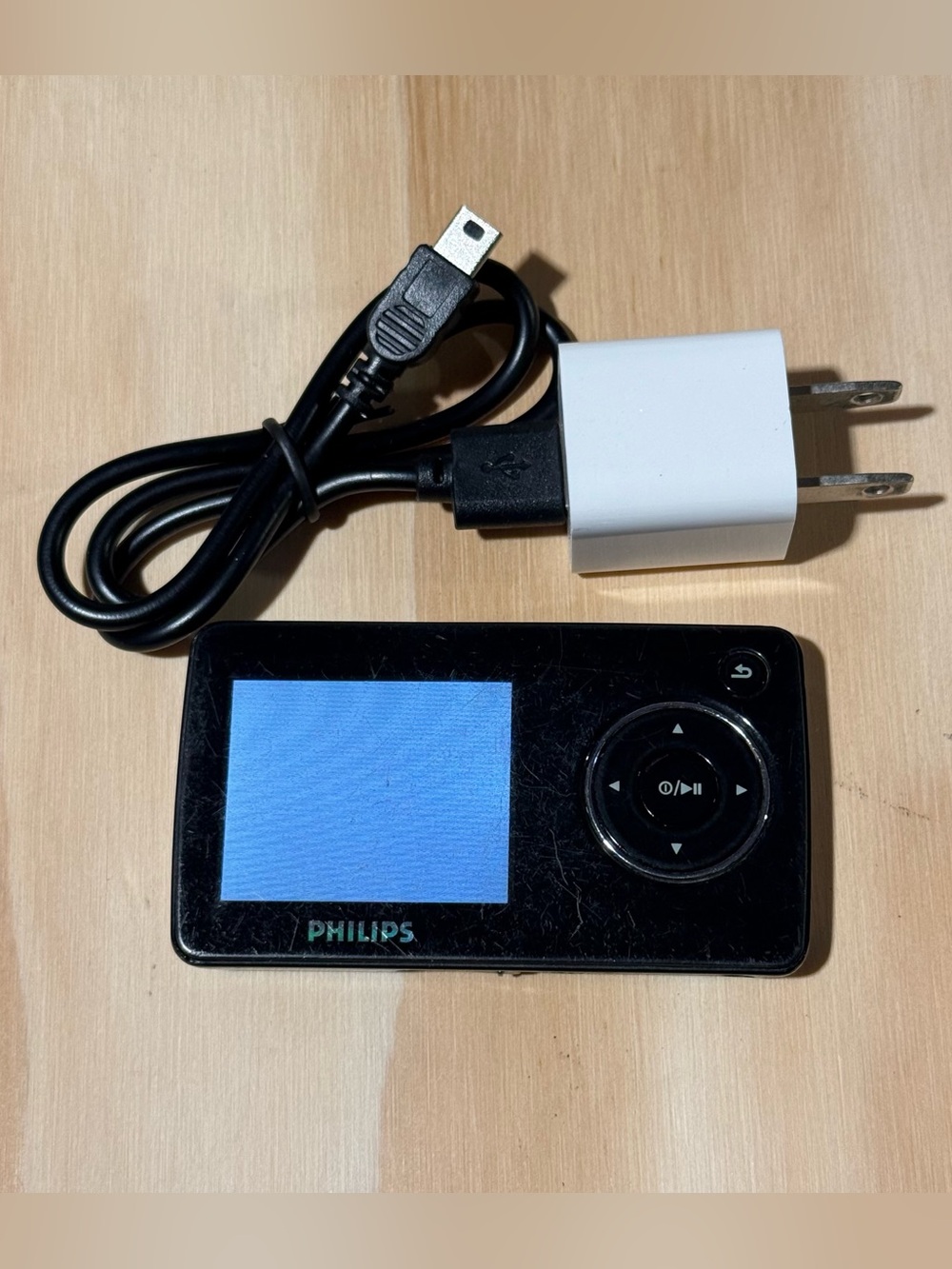 Philips GoGear SA3285 8GB USB 2.0 MP3 Player BROKEN Stuck On White Screen Read!